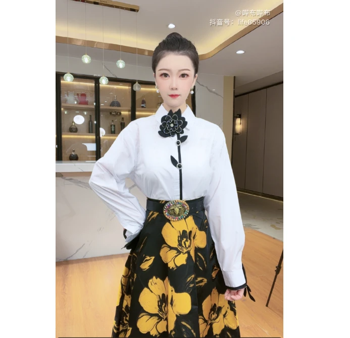 【 ouyike】2024秋季设计师新款法式优雅气质名媛显瘦女装F2430401