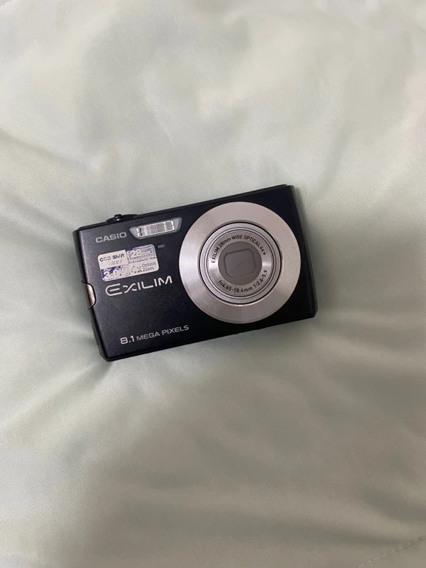 9新 Casio/卡西欧 z150黑色810w像素ccd数码相机