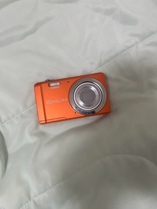 9新 Casio/卡西欧 zs5 1400w像素5倍光学变焦ccd数码相机