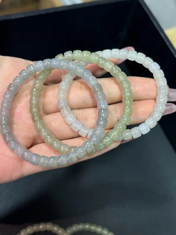 5430 和田玉青海料手串 规格约：6mm左右 多样性发其一