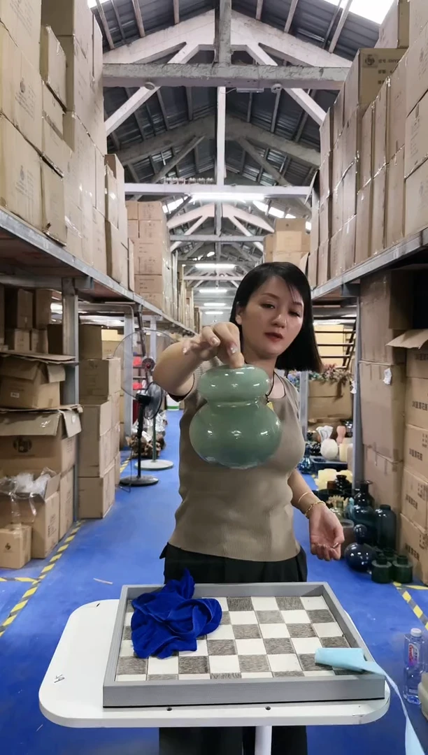 【闪购商品】160花瓶