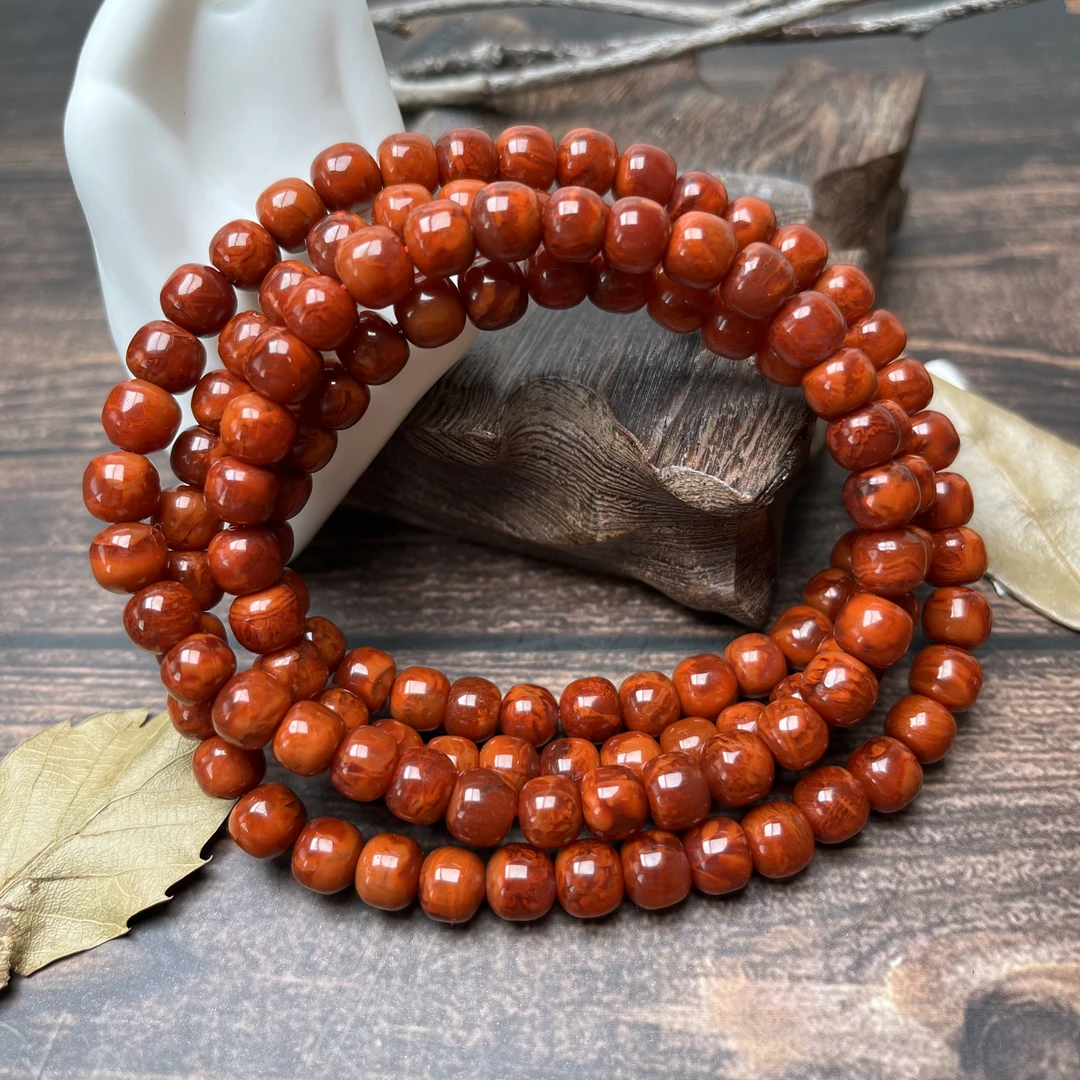 (珍藏品) 南红瓦西牛血红妖花火焰纹 品质高阶无杂裂老型多圈 6＋