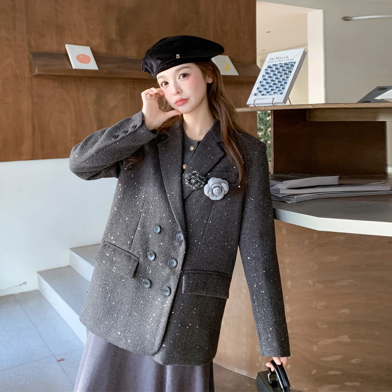 氛围感西装式毛呢羽绒服2024冬季新款韩剧女主穿搭白鸭绒内胆西服