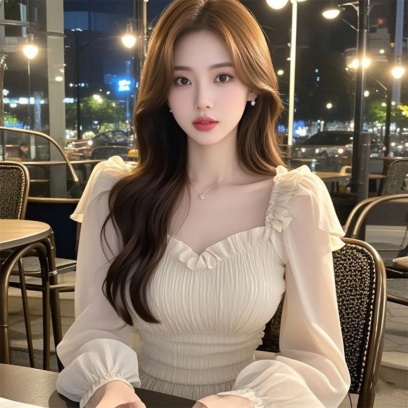 纯欲风杏色方领荷叶边长袖衬衫女早秋新款小个子修身显瘦短款上衣