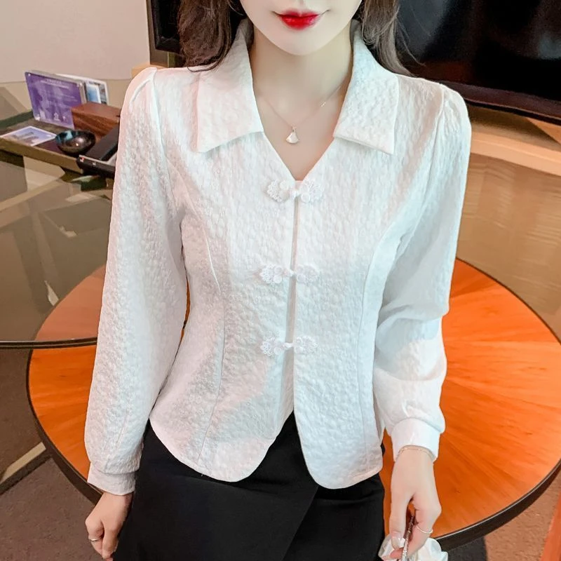 气质显瘦秋季新款时尚减龄洋气百搭复古盘扣设计感雪纺长袖上衣女