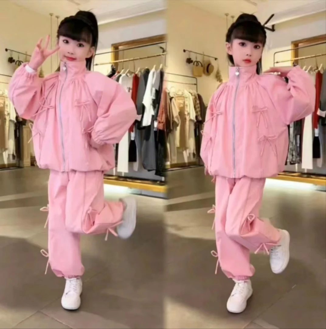 女童外套春秋款2025新款洋气儿童秋装冲锋衣夹克女孩运动炸街上衣