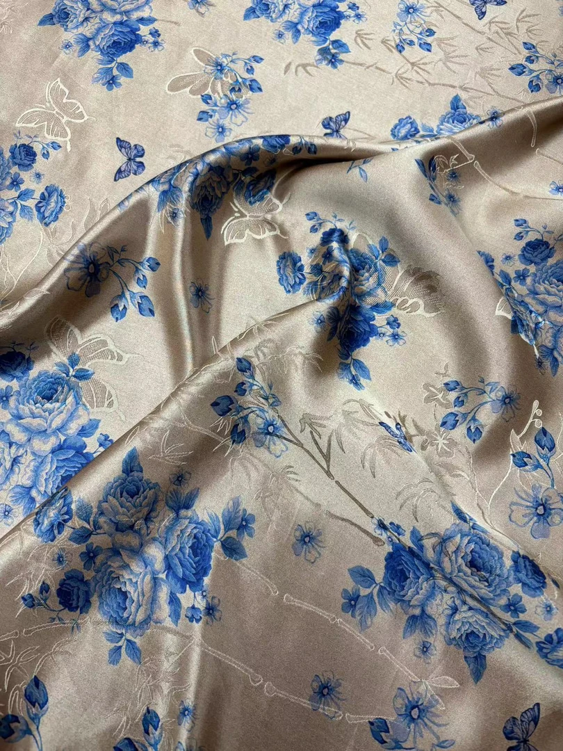 青瓷牡丹   红云纱 桑蚕丝 丝绸面料 30姆米 幅宽120cm*长100cm