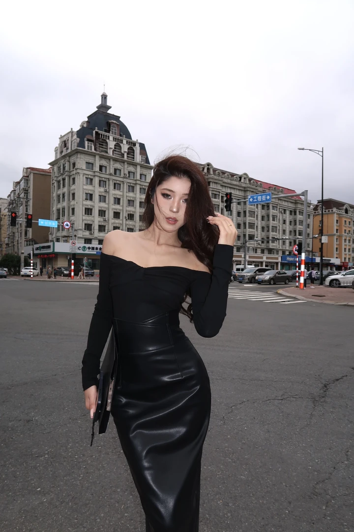 【罗哥】秋季辣妹修身简约显瘦长袖T恤LT85020