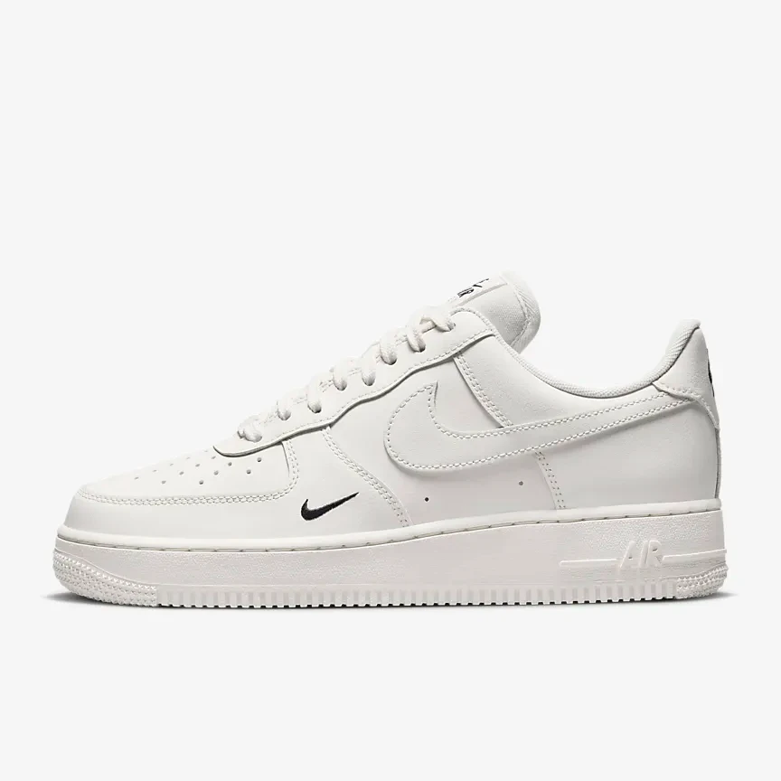 NIKE/耐克Air Force 1女AF1空军一号低帮运动板鞋纯白HF1058-133