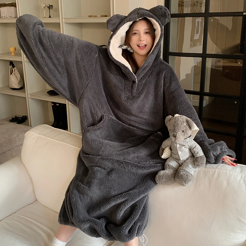庆同长款连帽睡裙冬季新款加绒加厚珊瑚绒保暖睡袍宽松大码家居服