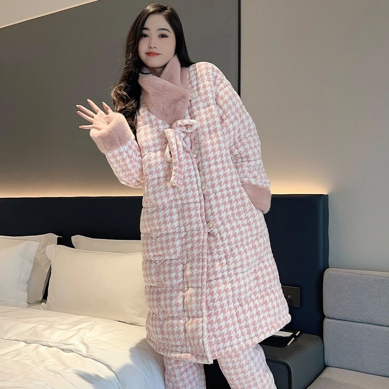 中长款三层夹棉睡袍套装女士甜美冬季加厚保暖珊瑚绒可外穿睡裙