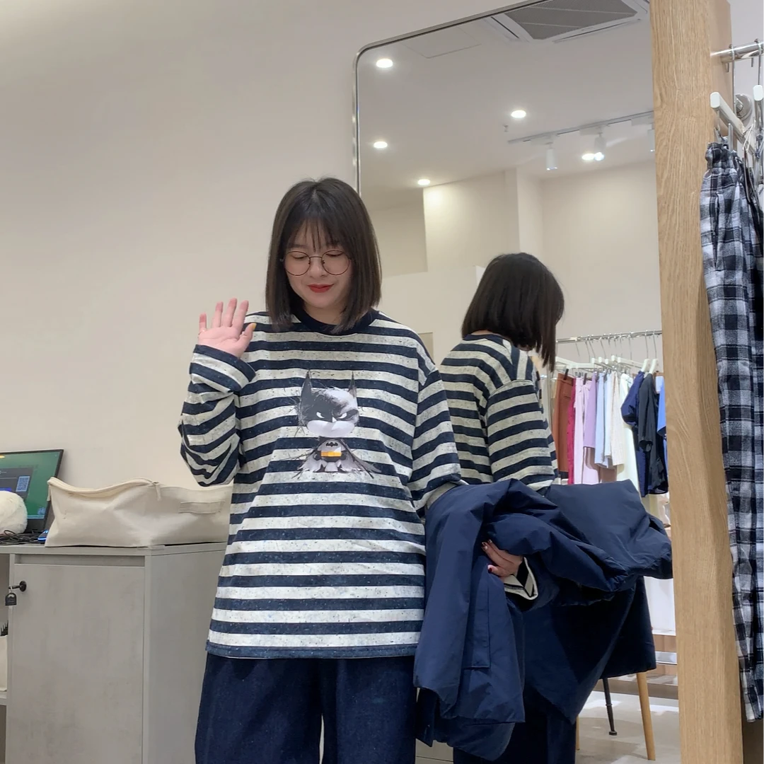 小众INS点点条纹蝙蝠卡通侠休闲宽松T恤