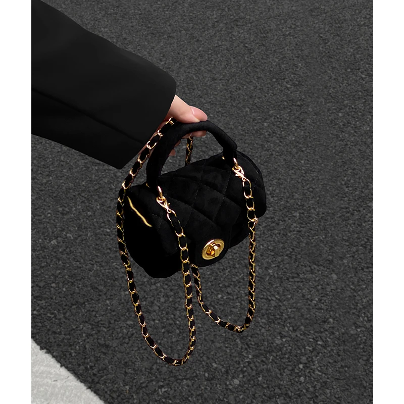 CHEVIOS&KOIRH新款迷你包包女2024年爆款高级感秋冬季丝绒链条斜