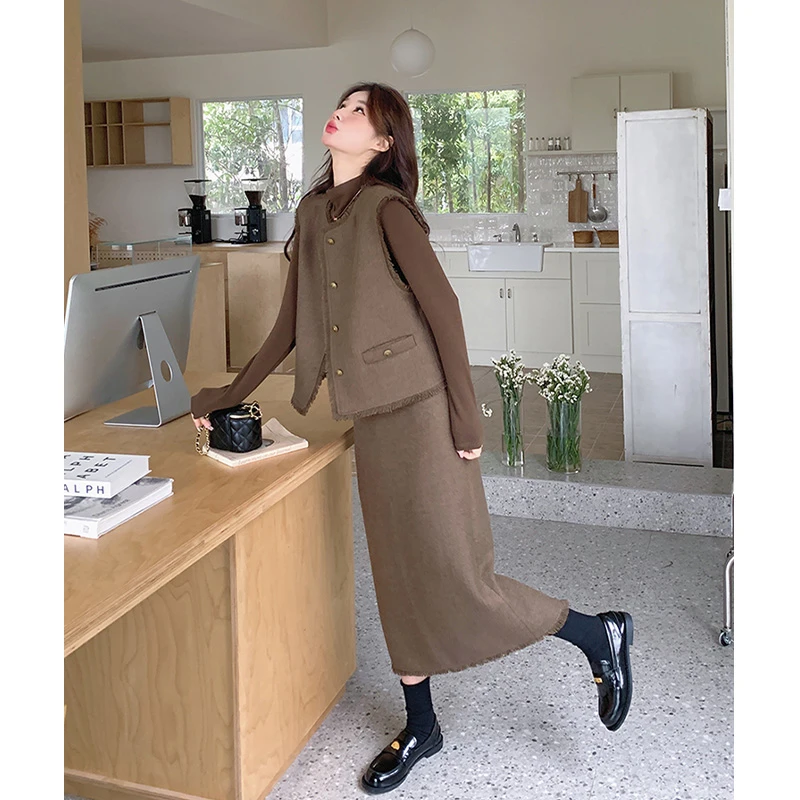 法式小香风时尚马甲套装裙女春秋2024新款高级感显瘦半身裙三件套