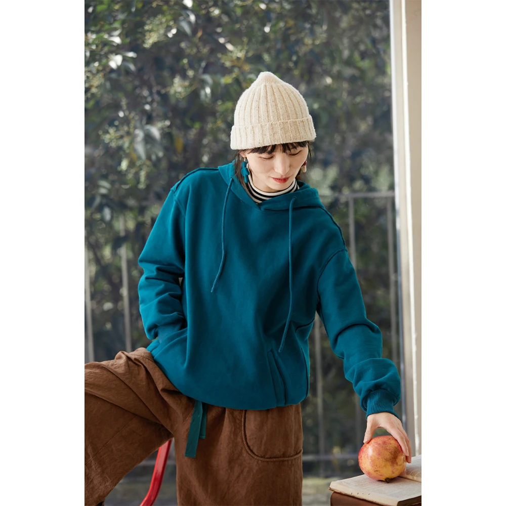 秋冬新款文艺复古原创女装休闲简约孔雀蓝百搭显白保暖女连帽卫衣
