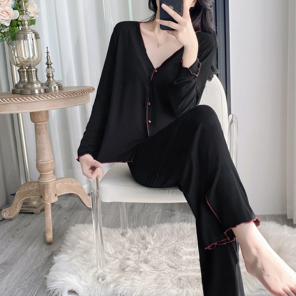 2024年新款带胸垫一体睡衣女春秋款莫代尔棉纯色长袖防凸点家居服