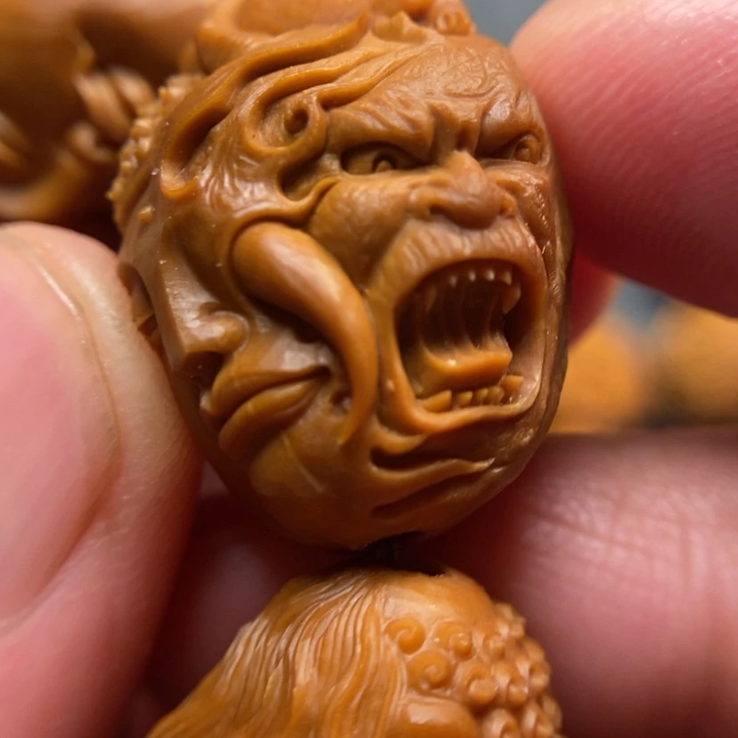 【闪购商品】橄榄核吊坠树**画