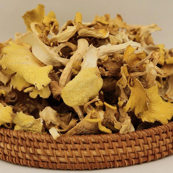 西藏本地发货鸡油菌山珍干货煲汤炒菜100g