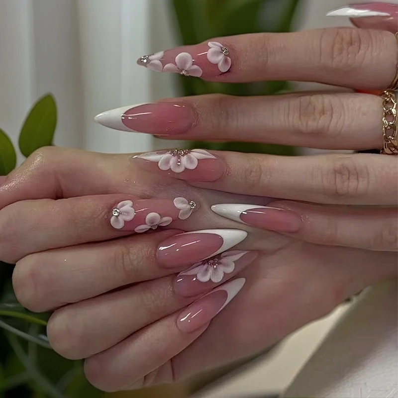 穿戴甲美甲贴片可拆卸指甲简约法式花朵假指甲指甲贴片钻款24片