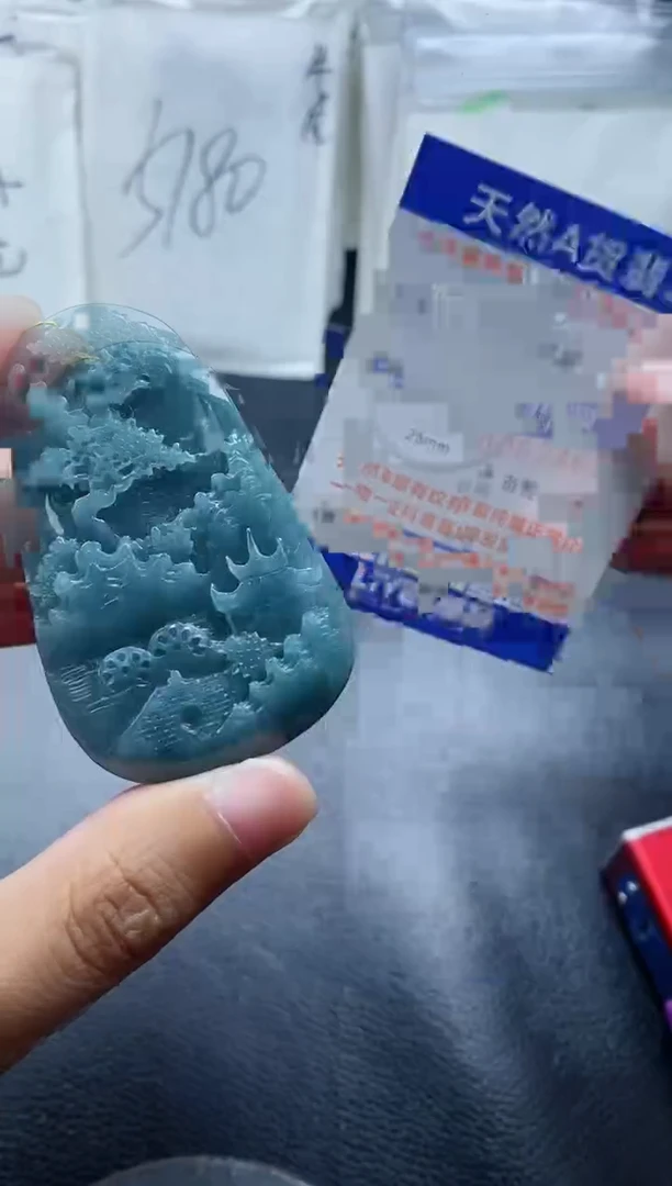 【闪购商品】翡翠颈饰未镶嵌