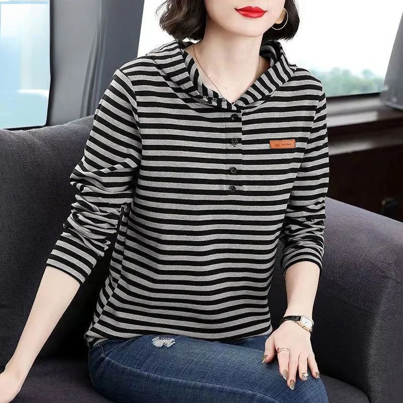 条纹连帽T恤新款秋装中年装连帽长袖打底小衫春款上衣