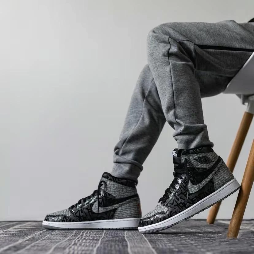 Air Jordan 1 high AJ1 影子黑灰叛逆 男女同款篮球鞋 555088-036