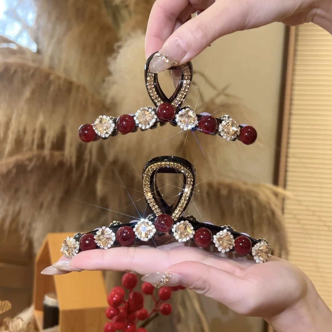 秋冬新款石榴珠珠方糖抓夹安哥拉红气质发卡鲨鱼夹马尾夹发饰