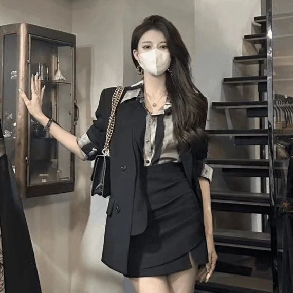 新款小西装御姐风宽松时尚炸街显瘦外套+时尚印花衬衣+高腰半身裙