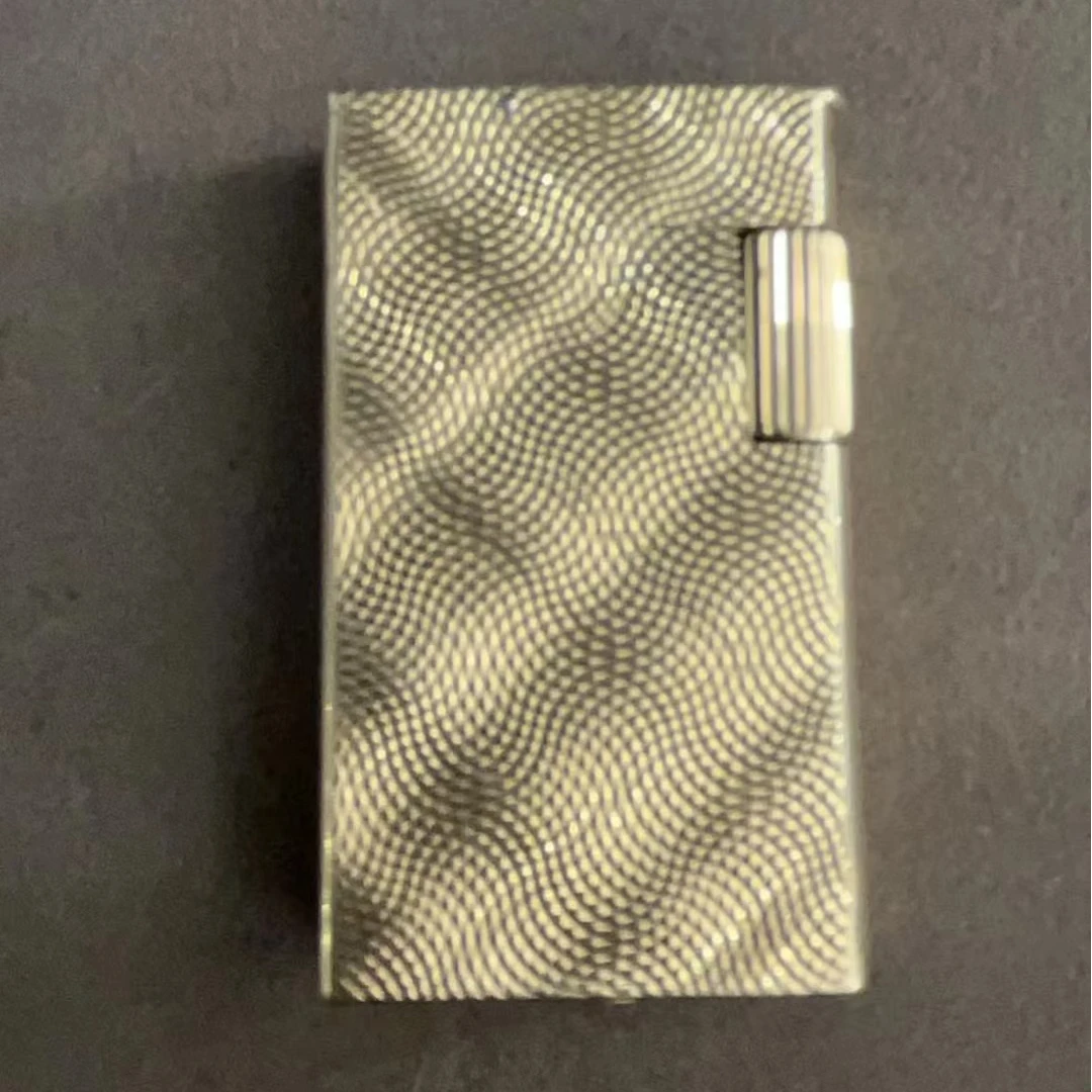 DXL大金巴黎钉法登充气打火机