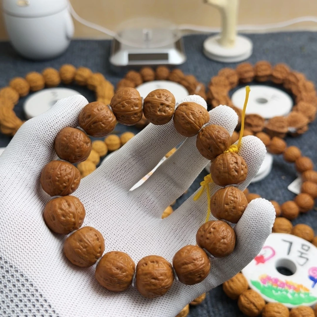 【闪购商品】桃核吊坠善**者