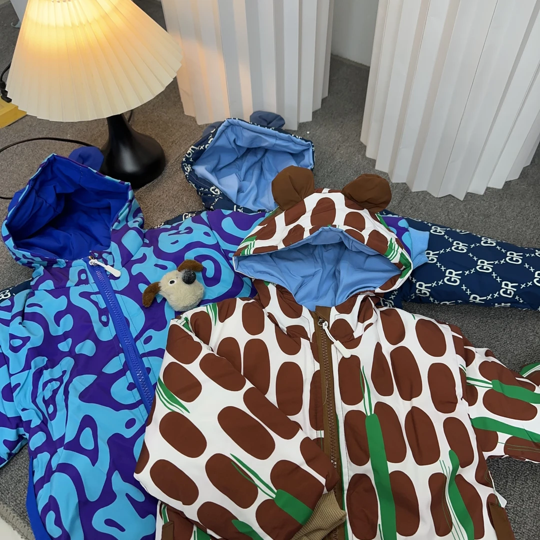 小洋人加绒加厚公仔宝宝冲锋衣（100-140）