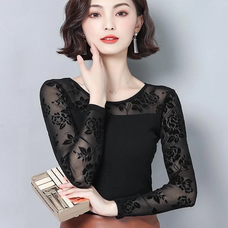 春秋季圆领植绒波点印花长袖打底衫女士外穿修身女士时髦打底衫