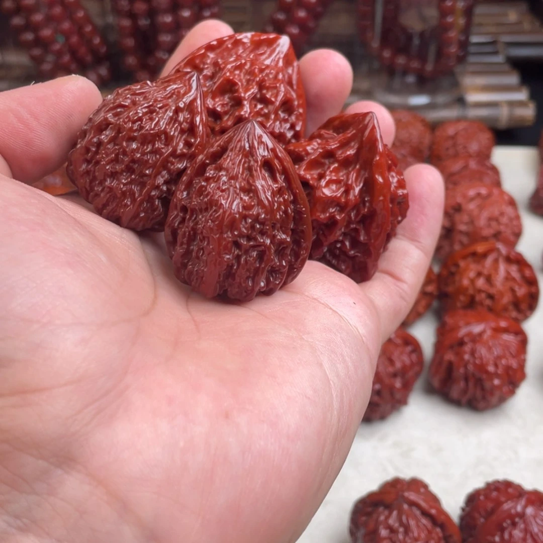 【闪购商品】文玩核桃把件念塔尖帝王800