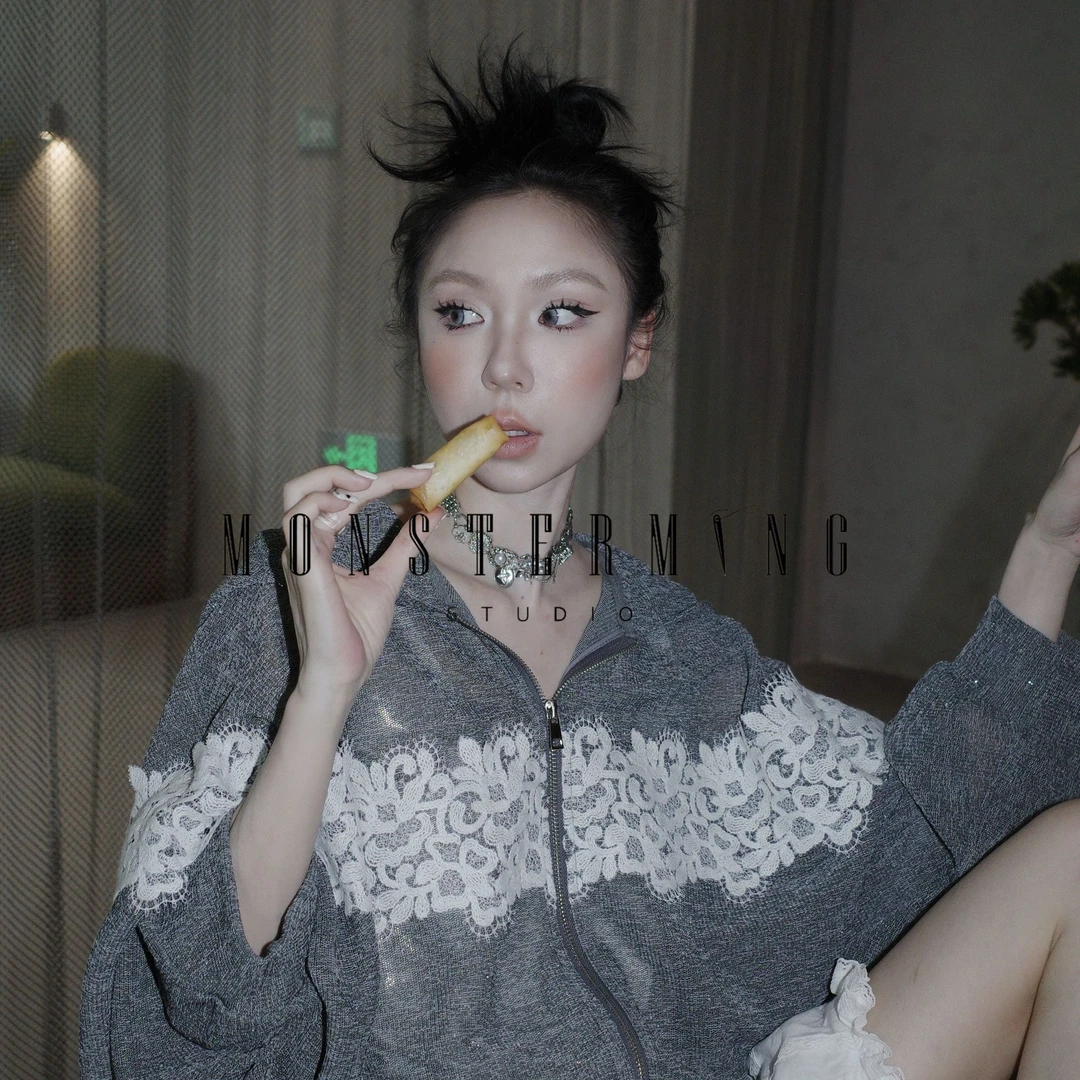 MONSTERMING满天星连帽防晒开衫时尚女装设计感夏季2025新款