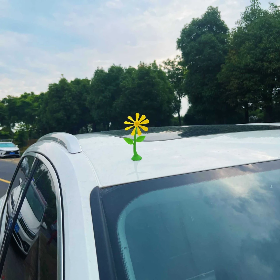旋转太阳花汽车装饰摆件风吹可旋转汽车后视镜电动车装饰小配件