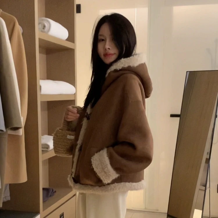 liyunzhen李允珍6283皮毛一体外套女2024冬季加厚连帽麂皮绒皮衣