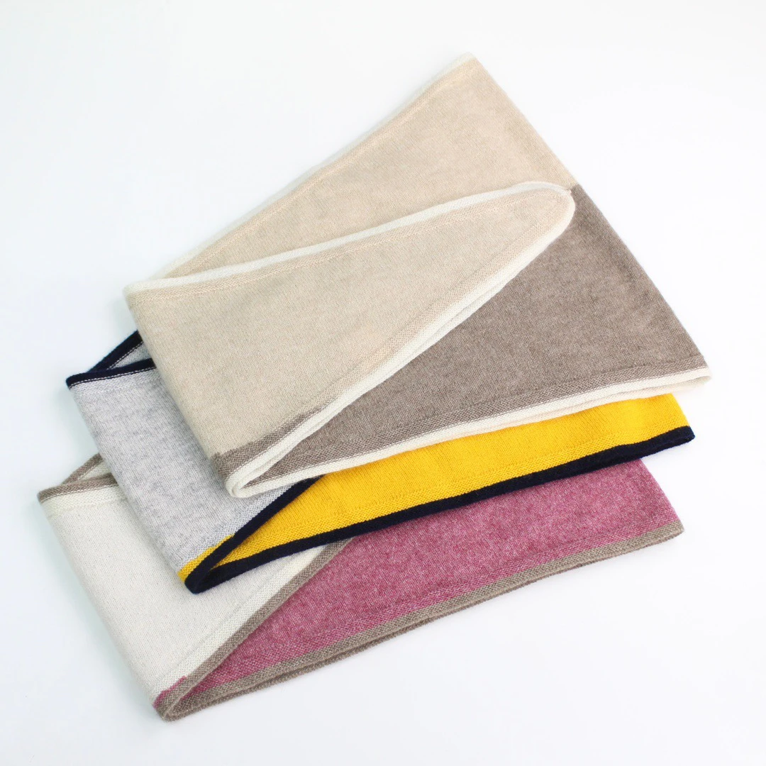 【送给佳人】秋冬新款100%纯山羊绒围巾拼色柔软保暖减龄女款三角巾