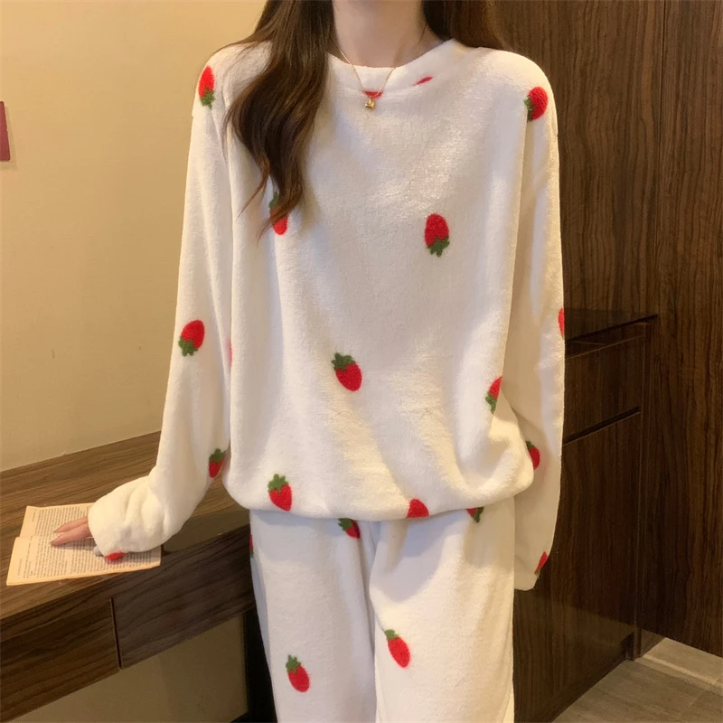睡衣冬季女加绒加厚宽松大码束脚珊瑚绒休闲家居套装保暖草莓套装