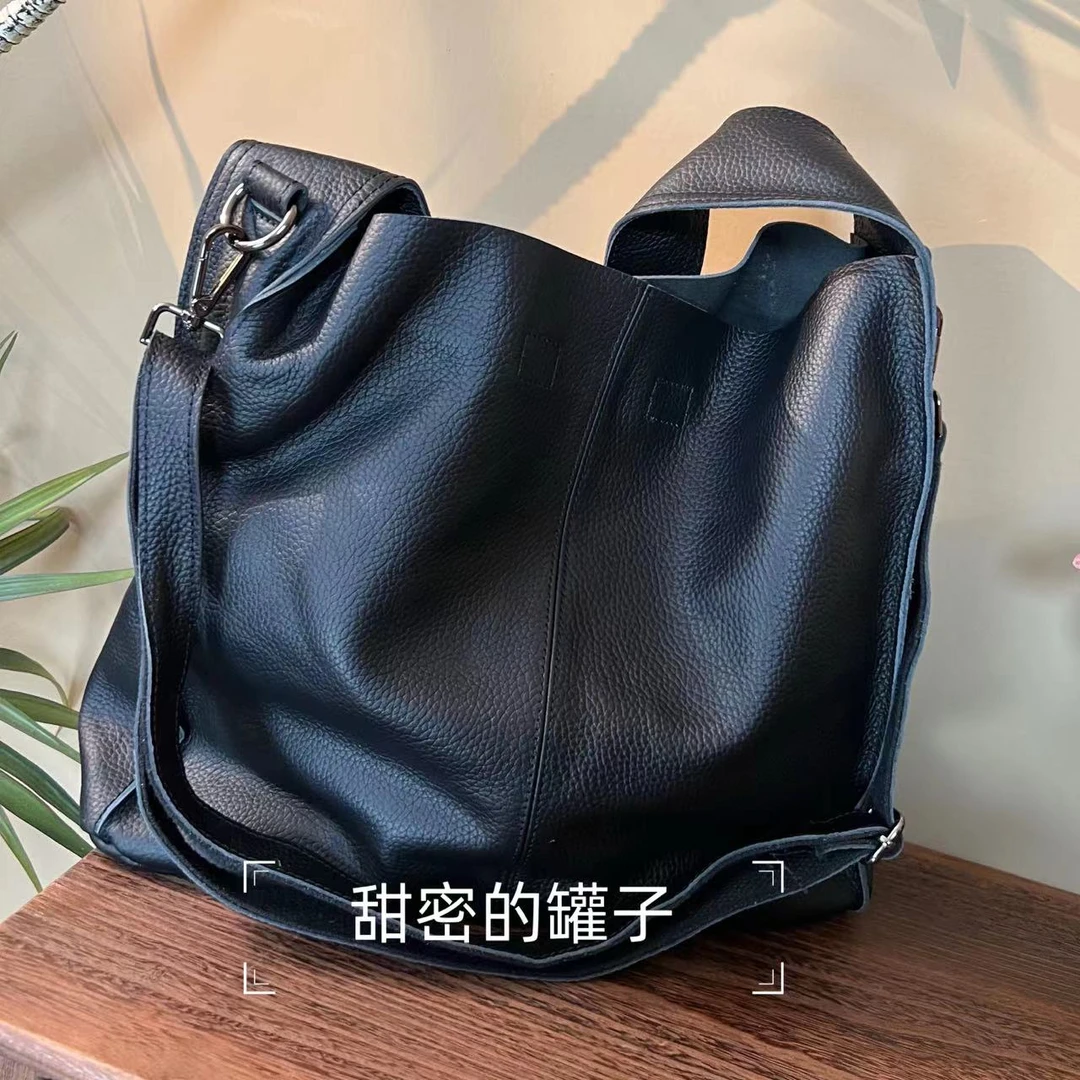 1113 休闲洋气大容量单肩斜挎包