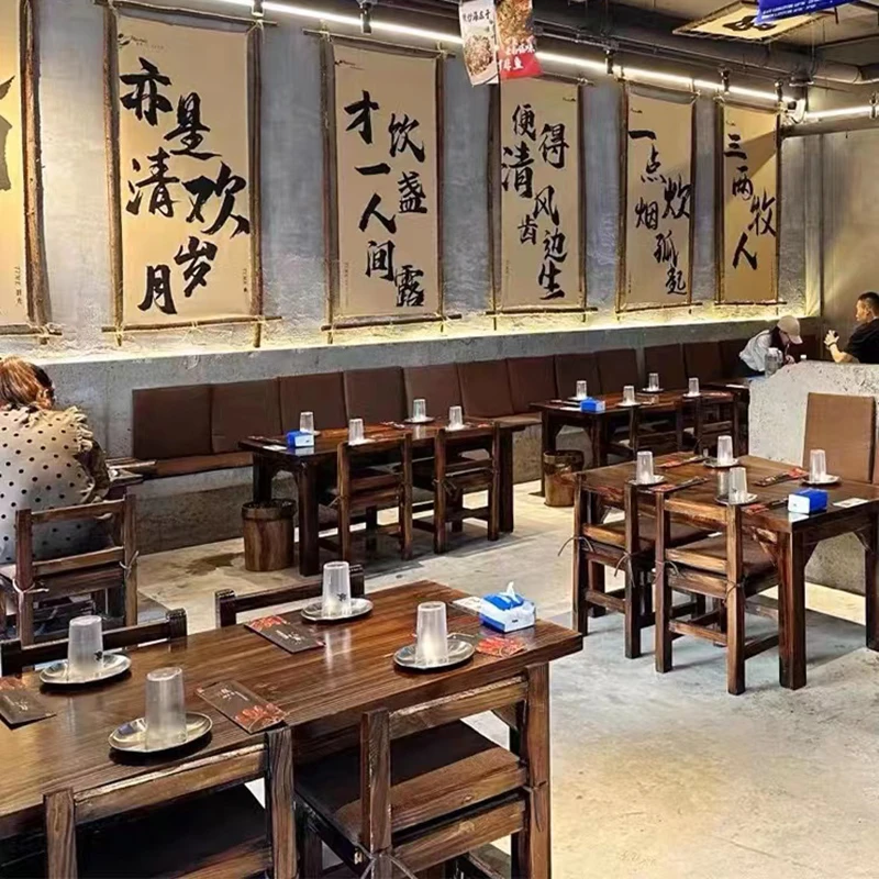 复古做旧烧烤店桌椅工业风实木长方桌80年代怀旧破店肥哈同款桌凳