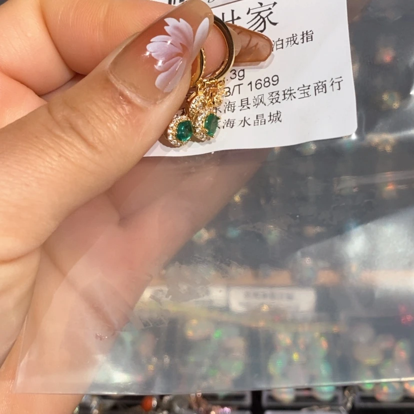 【闪购商品】祖母绿耳钉银S925镶嵌香**士