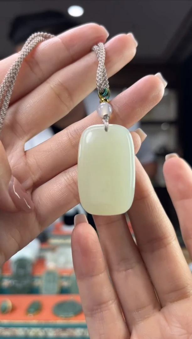 【闪购商品】和田玉颈饰未镶嵌佩佩，有水线