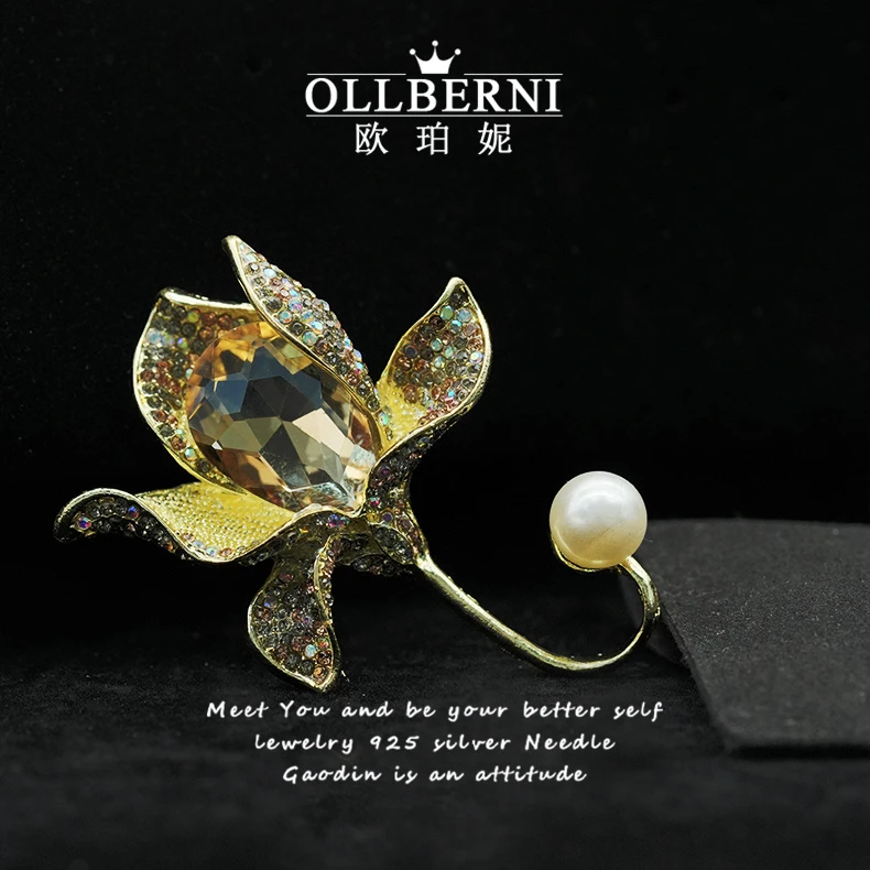 铜合金胸针 轻奢时尚百搭优雅古风金色重工经典精致奢华胸针X1019