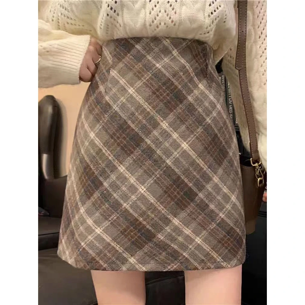 半身裙2023新款女秋款毛呢格子短裙复古显瘦防走光a字高腰包臀裙