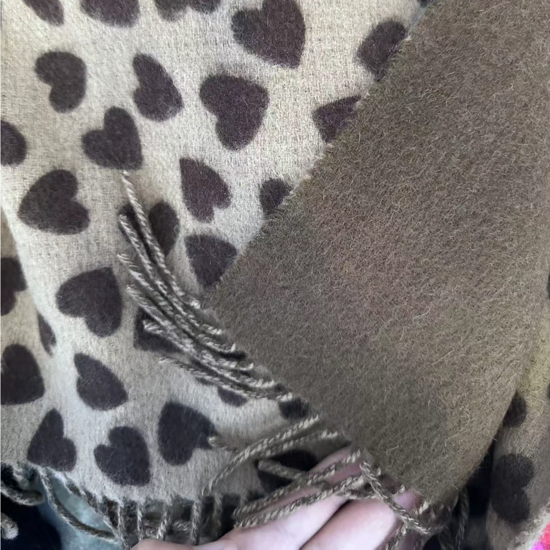 SANYE/三业爱心图案双面披肩咖色拼色女士冬季时尚百搭