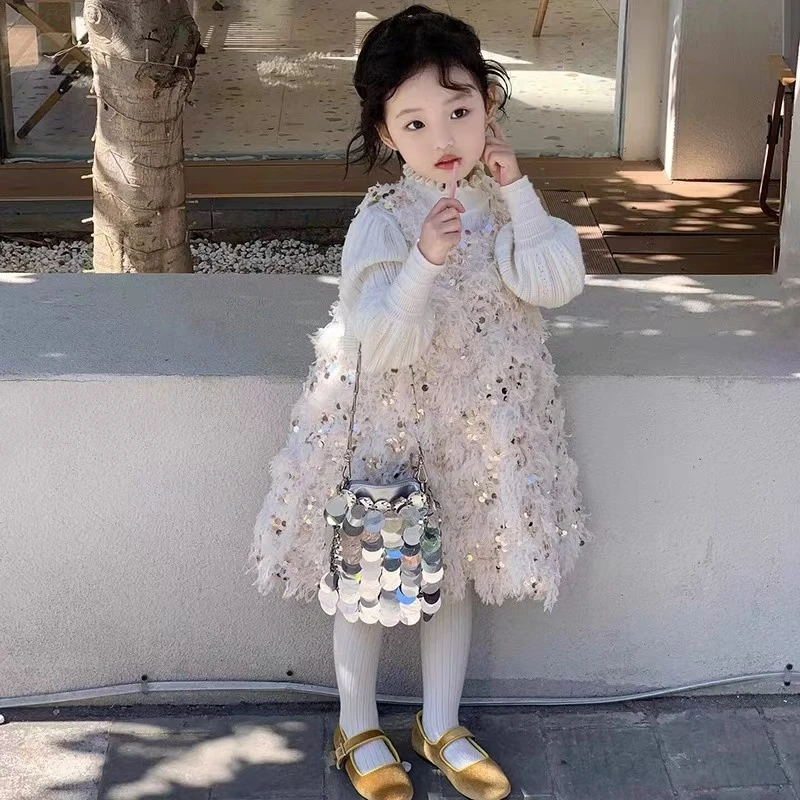 韩系女童初冬亮片羽毛裙夹棉款可以穿一整个冬天哦