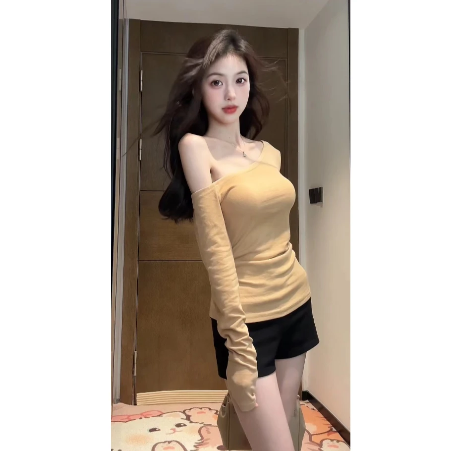 【XIAOBAWANG】辣妹斜肩长袖小众气质收腰修身显瘦露肩绝美上衣T