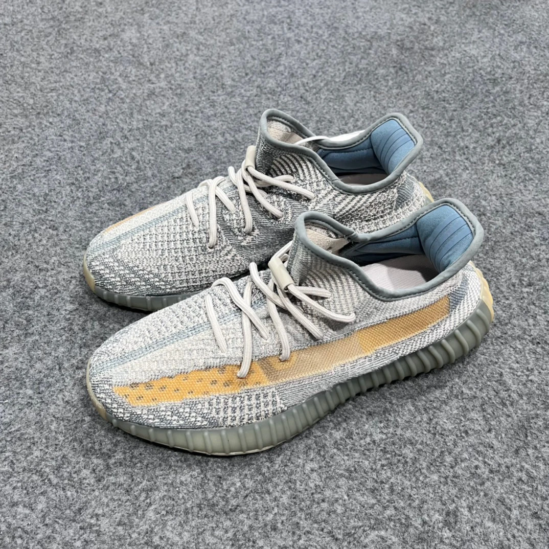 Yeezy350灰蓝44.5码 QQ2715休闲鞋