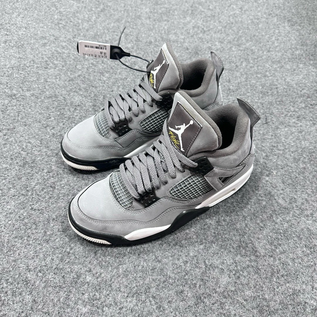 aj4灰老鼠41码 原盒 QQ1118
