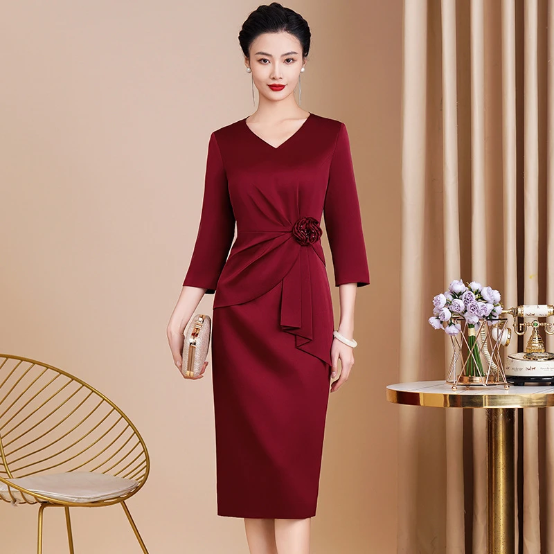 新款喜婆婆婚宴礼服年轻时尚酒红色喜婆婆套裙显瘦复古高档连衣裙